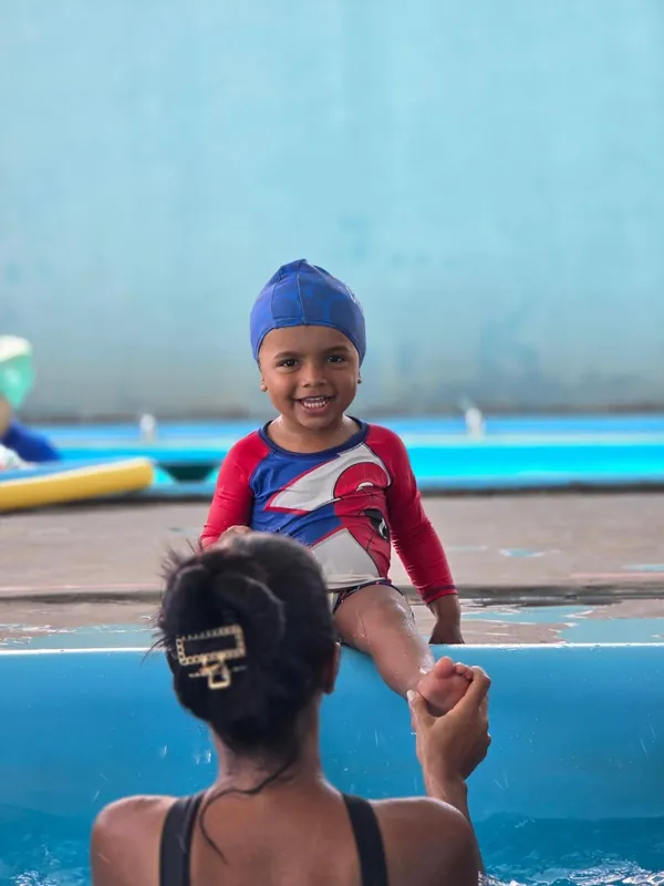 Aula de natação da Let's Kids, foto 19